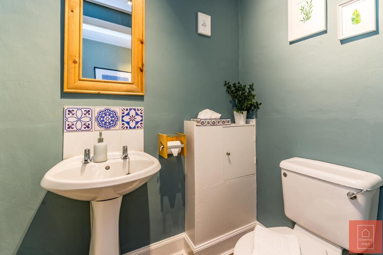 Cheerful Stays: Spacious Flat In Vibrant Leith EDI Exterior foto