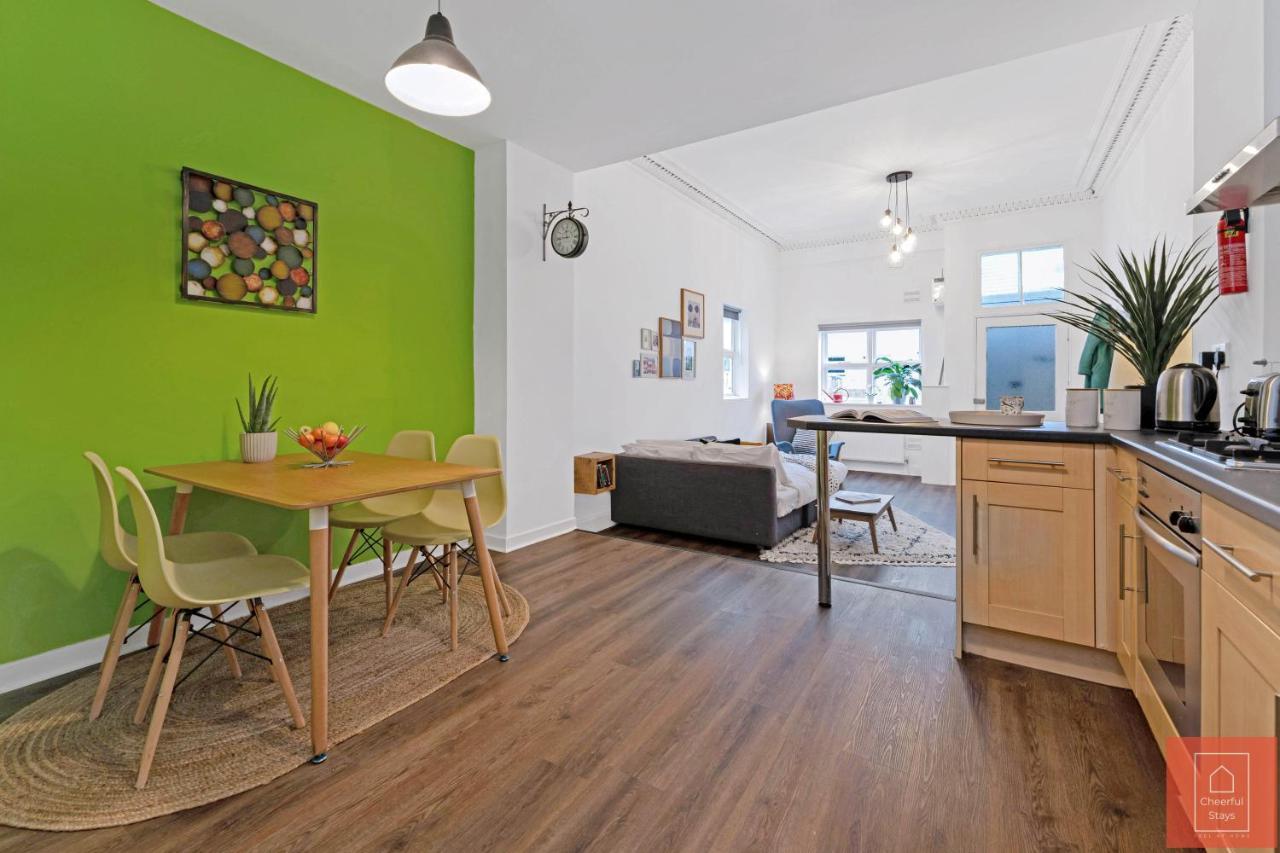 Cheerful Stays: Spacious Flat In Vibrant Leith EDI Exterior foto