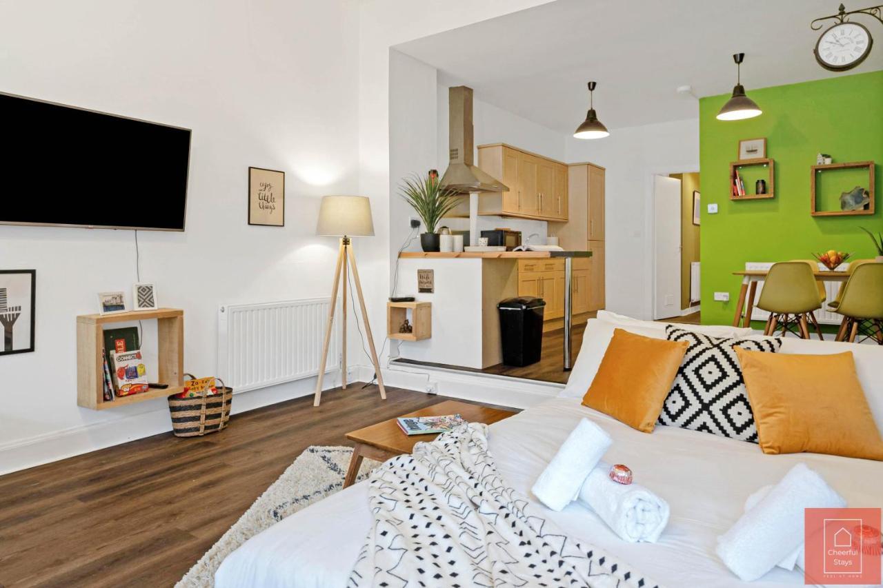 Cheerful Stays: Spacious Flat In Vibrant Leith EDI Exterior foto